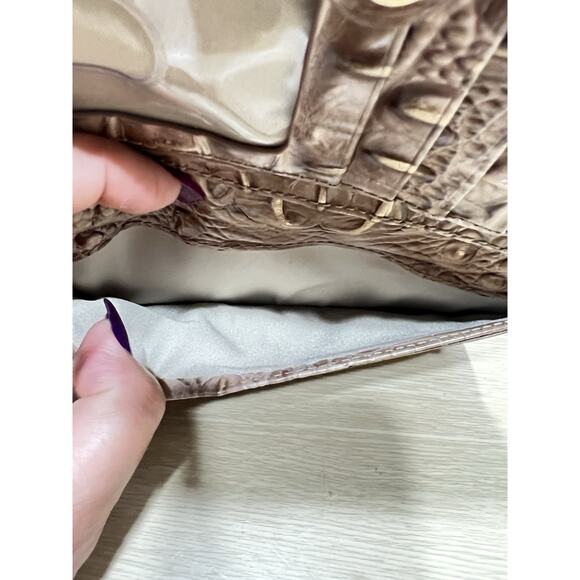 BRAHMIN ADY “SCALLOP OMBRE MELBOURNE” LEATHER WALLET-WARM NEUTRAL TONES NWOT - Picture 6 of 11